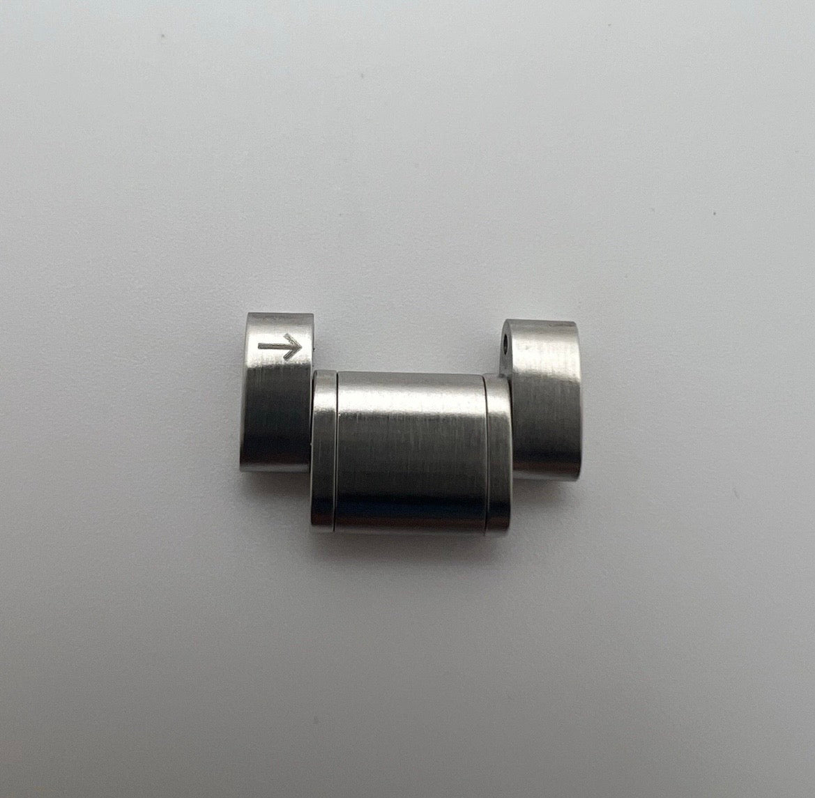 Omega 16mm Link w/ Pin & Tube For 39mm Speedmaster Racing 1560/850 Ref 114ST1560
