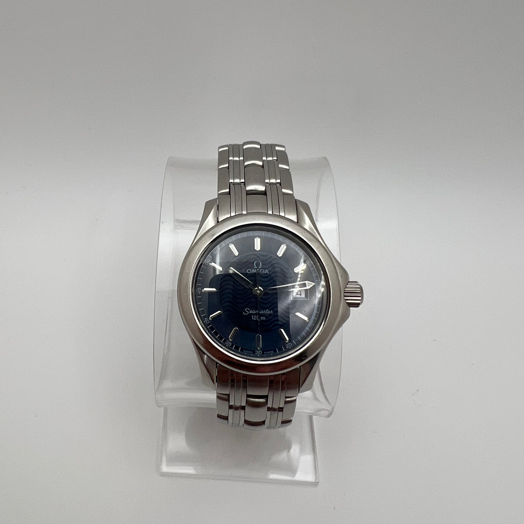 Vintage Omega Seamaster Women’s 2571.81 Blue Wave Dial Quartz - Running